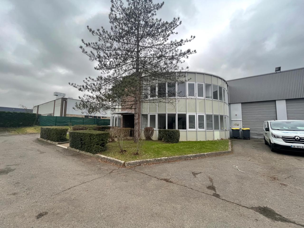 Local d'activité Buc 1015m² Location local d'activité Buc Yvelines OLACT2426780 3
